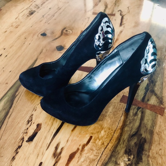 CARLOS SANTANA 7 1/2 A black suede pumps (High Heels) Perfect heels - Picture 2 of 9